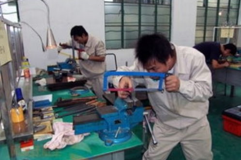 钳工培训学校 钳工培训学校